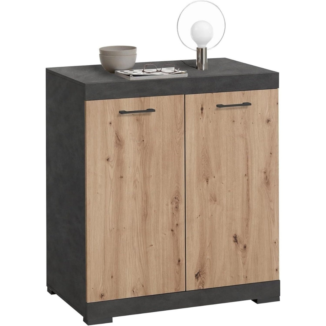 Das Sideboard verbindet seine Form mit Holzwerkstoff und Kunststoff
