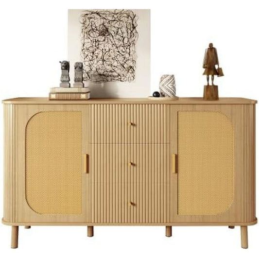 3 Schubladen und Flechtoptik an dem Sideboard