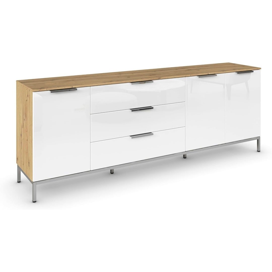 Sanft schliessende Fronten und Hoehenverstellung an dem Sideboard