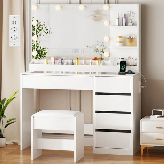LED Beleuchtung bestimmt das Erscheinungsbild von dem Hocker